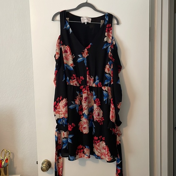 Shoulderless Womens Floral Dress - Picture 1 of 6